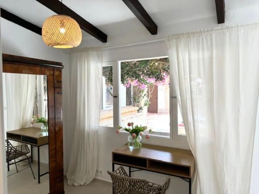 Apartment Llorenc 1, Entspannung Pur,Stilvoll,Ruhig,Xxl Pool Manacor  Spain