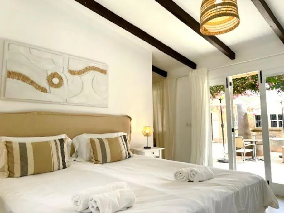 Apartment Llorenc 1, Entspannung Pur,Stilvoll,Ruhig,Xxl Pool Manacor